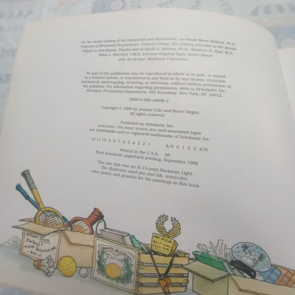 The Magic School Bus Explores the Senses – Scholastic Paperback - Picture 7 of 7